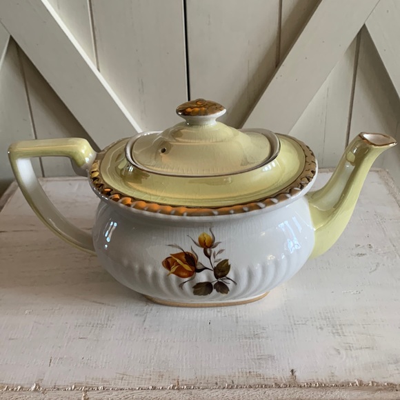 Gibsons Other Vintage Gibsons Teapot Made In Staffordshire England
